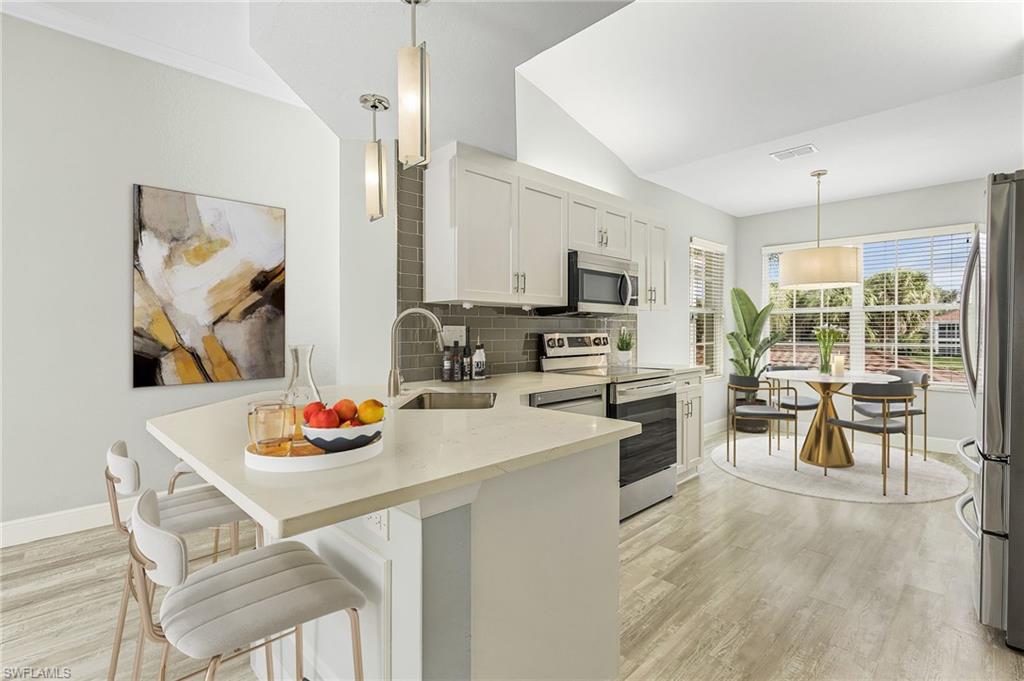 LIGHTHOUSE BAY - Residential