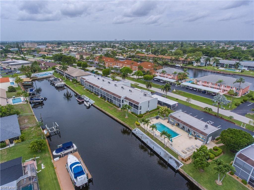 GONDOLIER CONDO - Residential