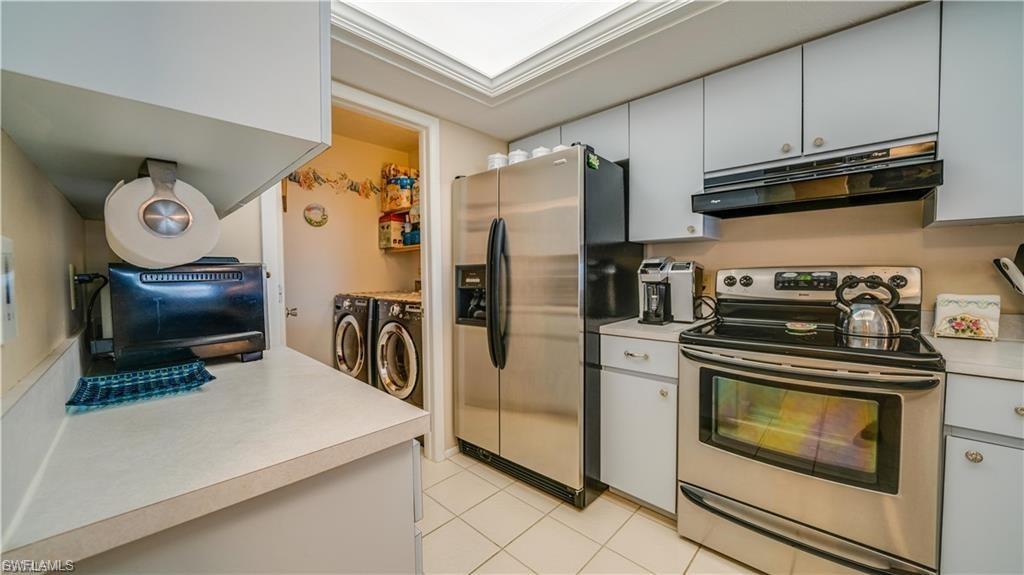 GONDOLIER CONDO - Residential