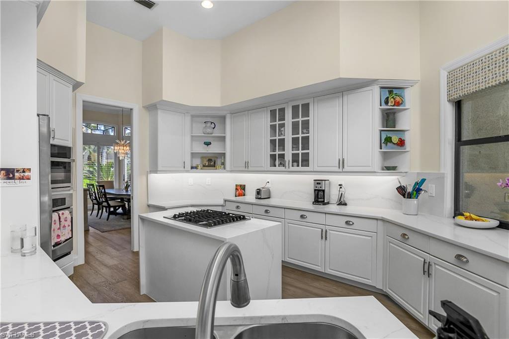 RIVERWALK - Residential