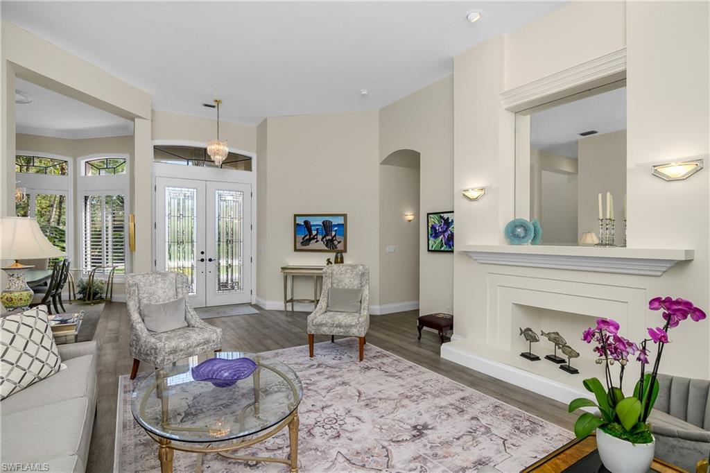 RIVERWALK - Residential