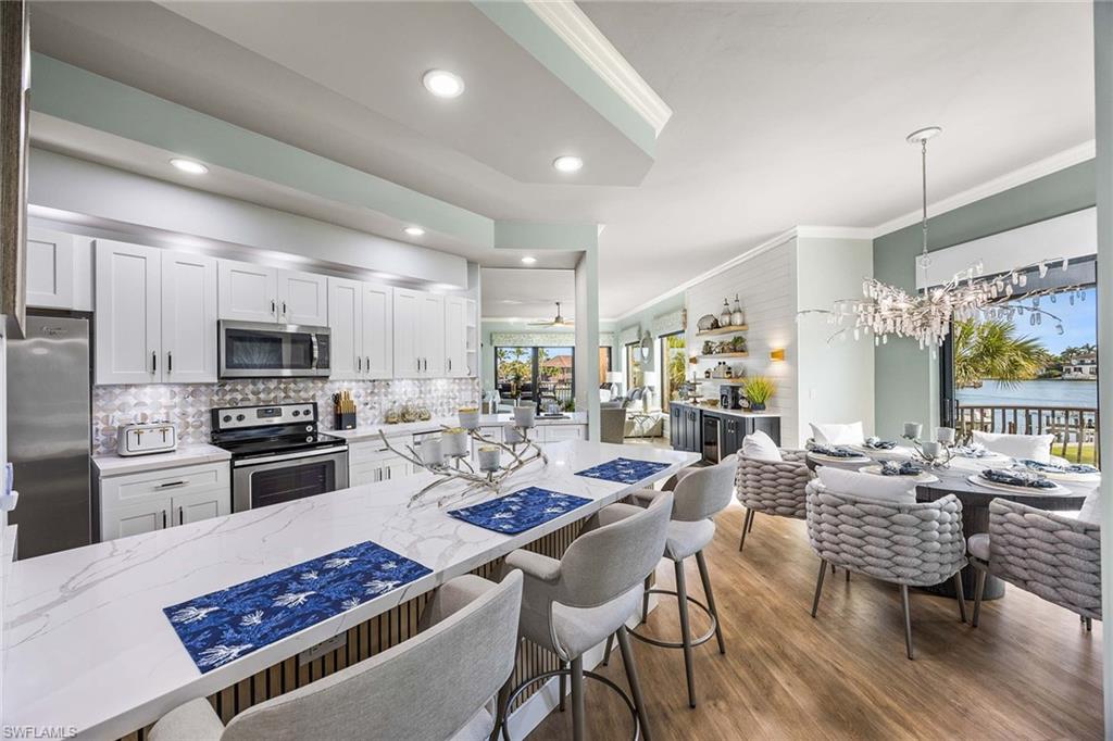 VANDERBILT BEACHCOMBER - Residential Lease