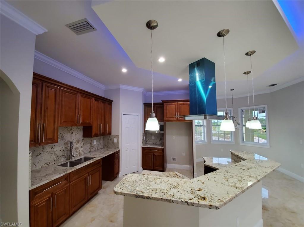 GOLDEN GATE ESTATES - Residential