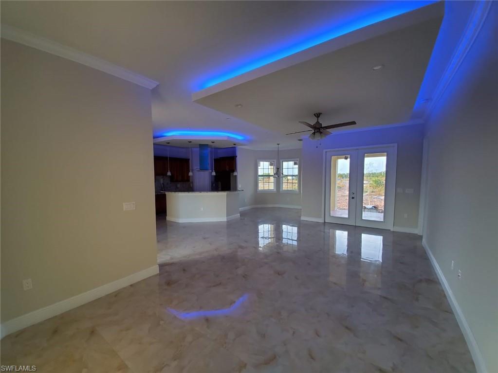 GOLDEN GATE ESTATES - Residential