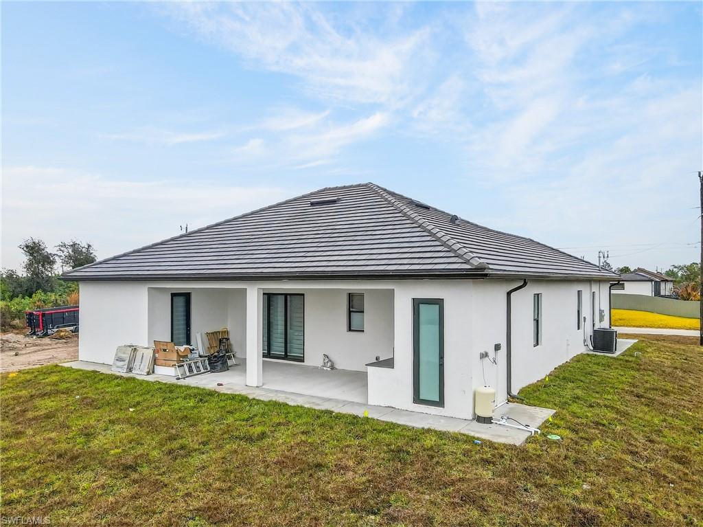 LEHIGH ACRES - Residential