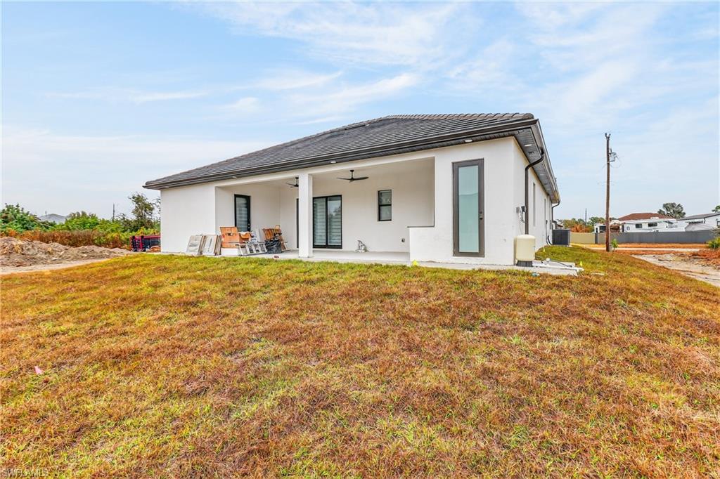 LEHIGH ACRES - Residential