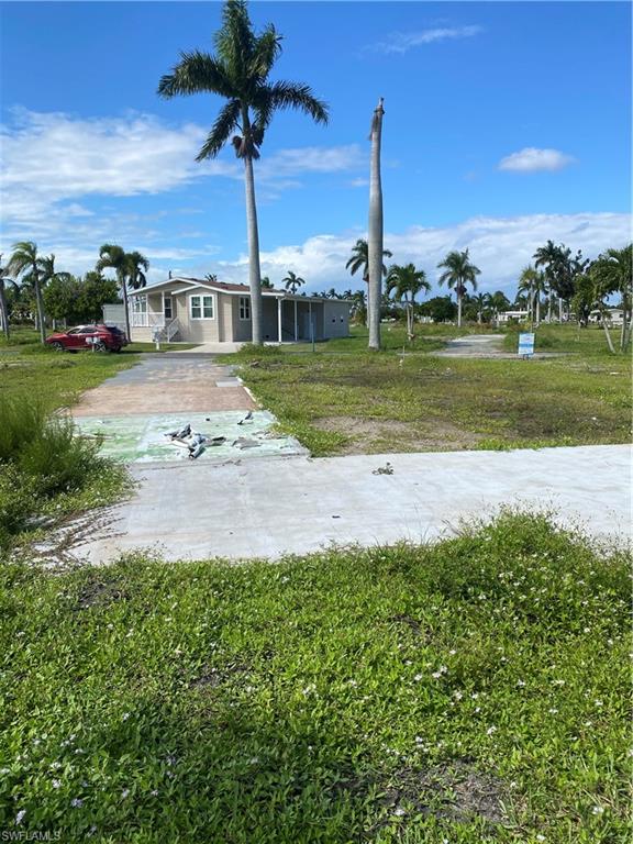 PLANTATION ESTATES MOBILE HOME - Land