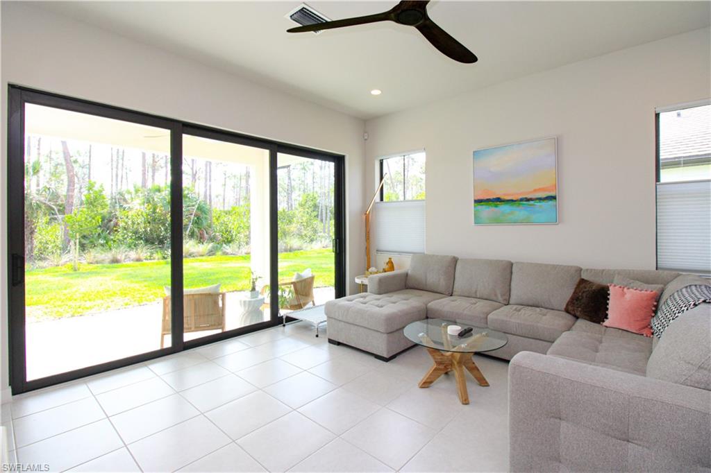 ABACO POINTE - Residential Lease