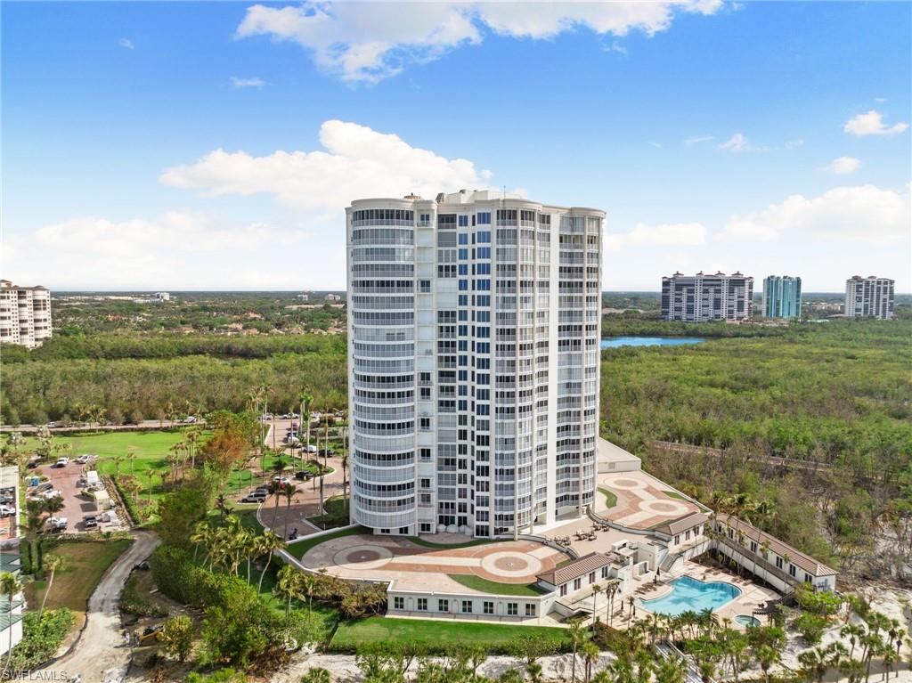 CONTESSA AT BAY COLONY - Residential