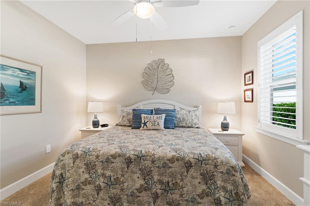 HAMPTON LAKES - Residential