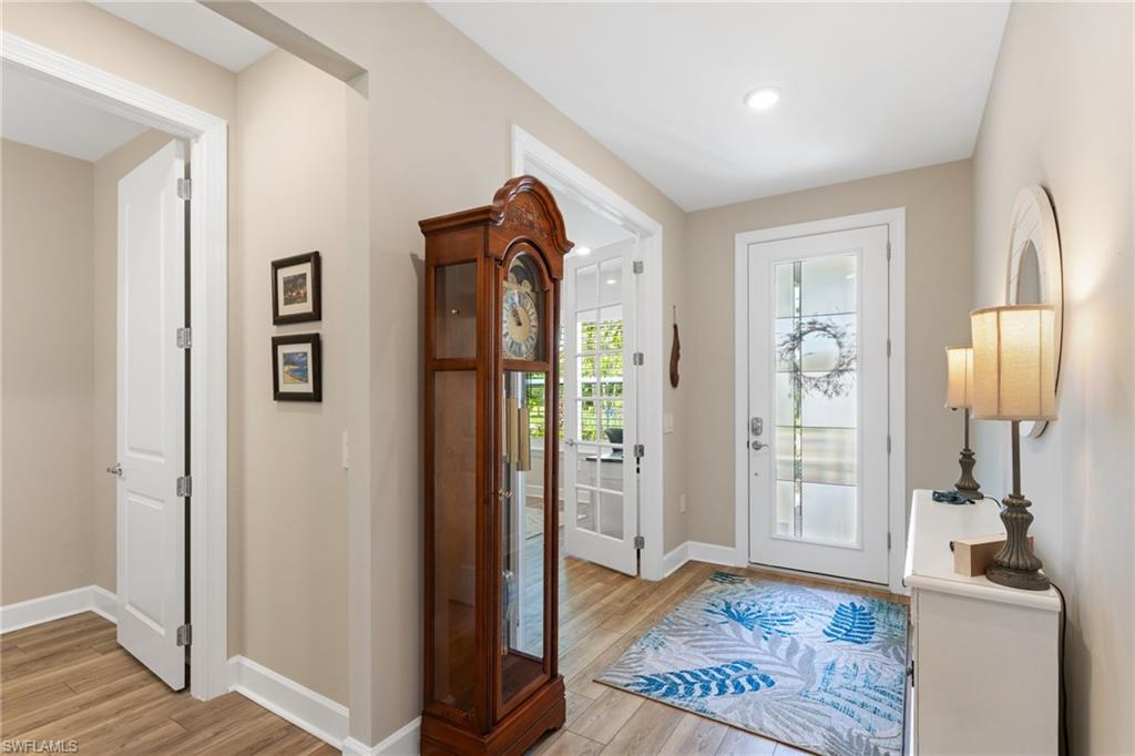 HAMPTON LAKES - Residential