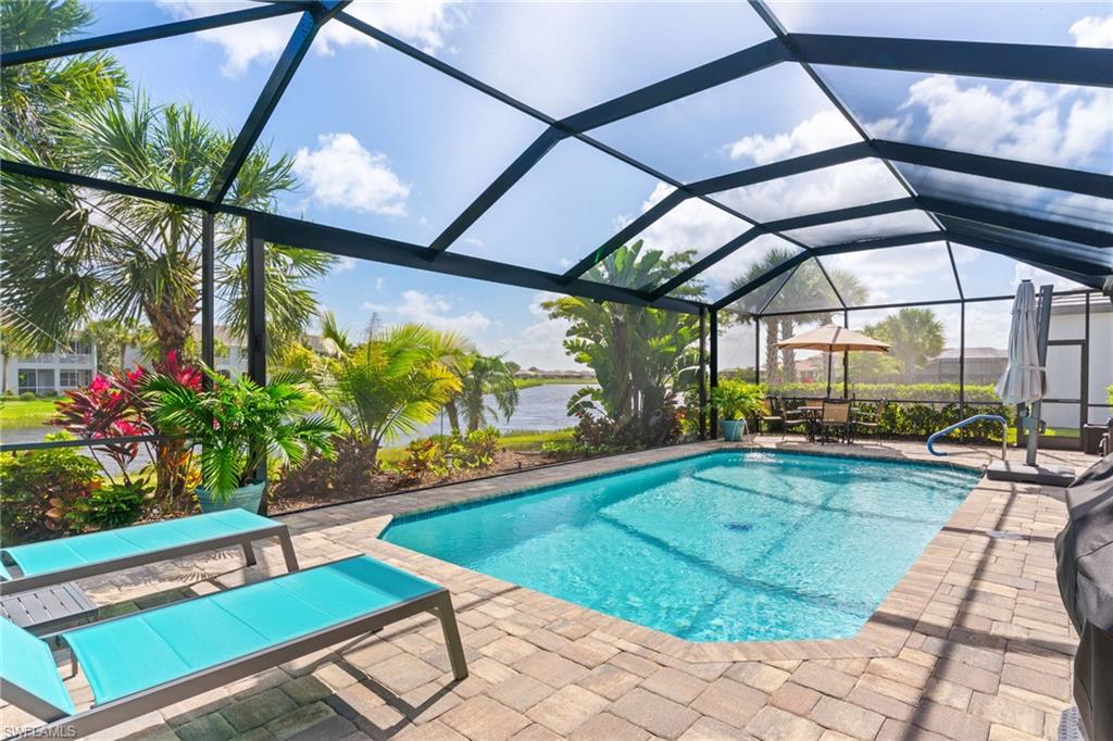 HAMPTON LAKES - Residential