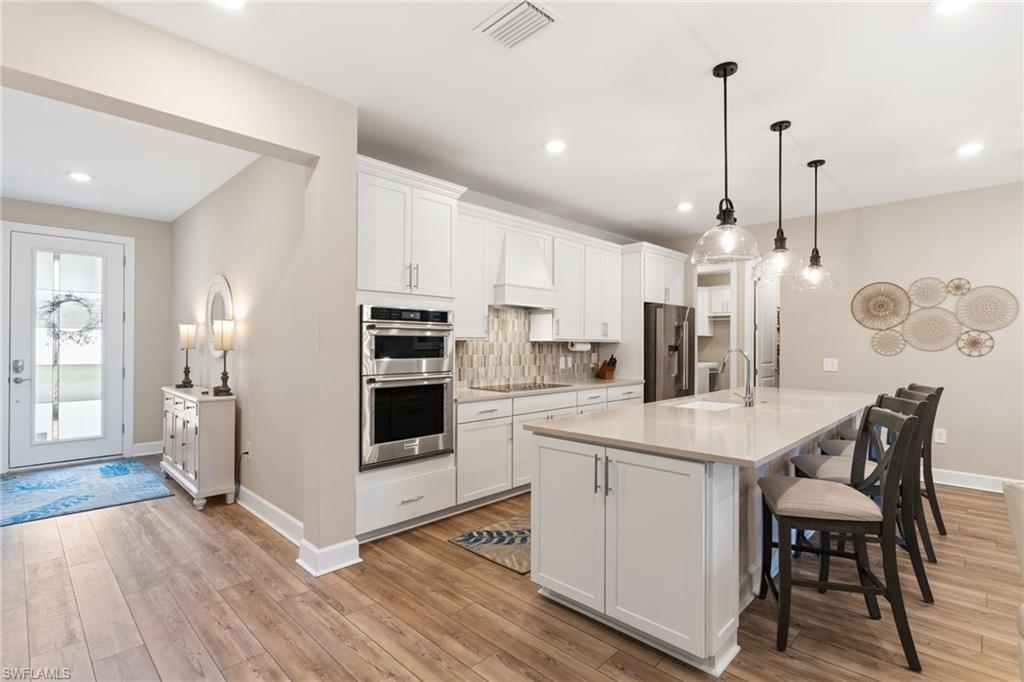 HAMPTON LAKES - Residential