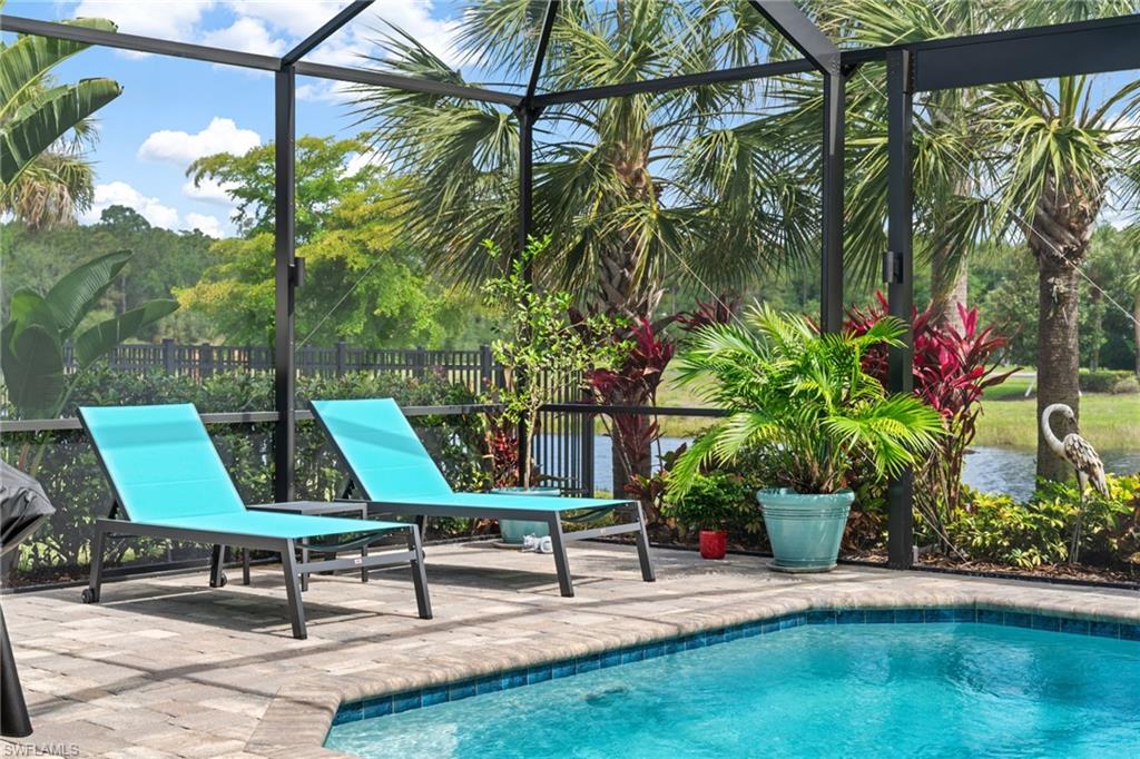 HAMPTON LAKES - Residential