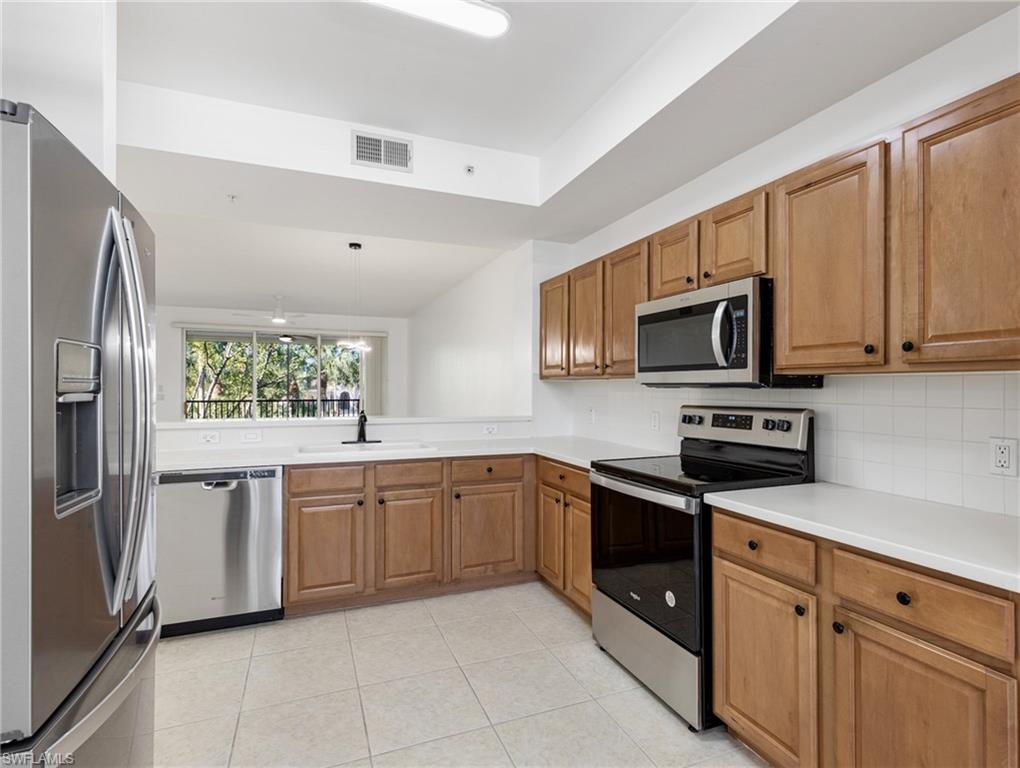 ISLAND SOUND - Residential