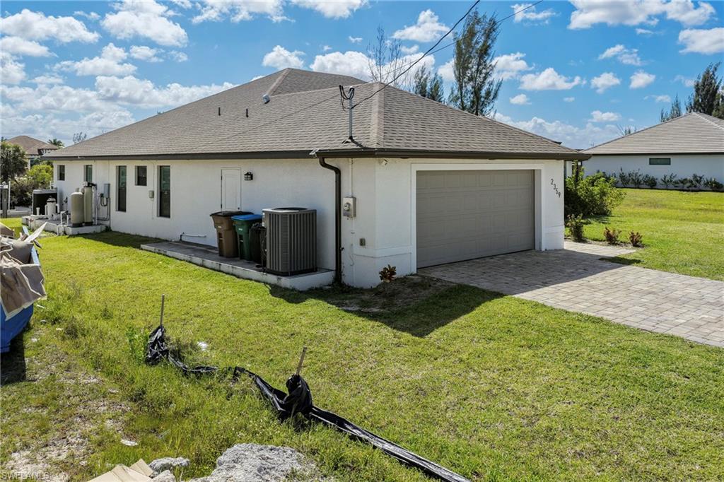 CAPE CORAL - Residential