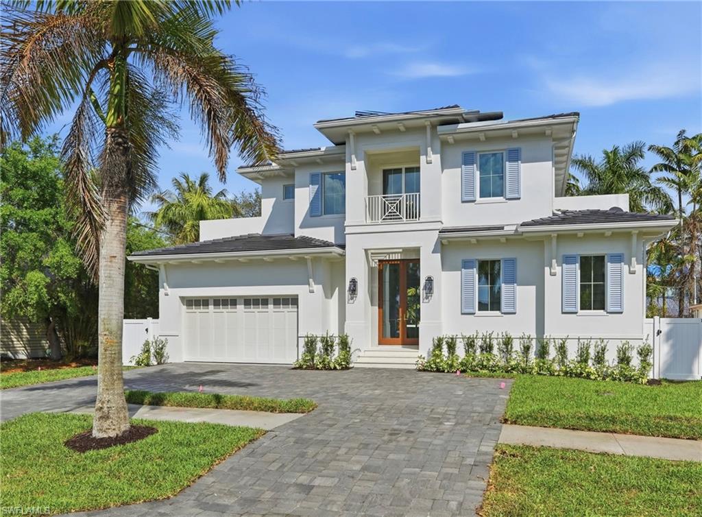 LAKE PARK - Residential