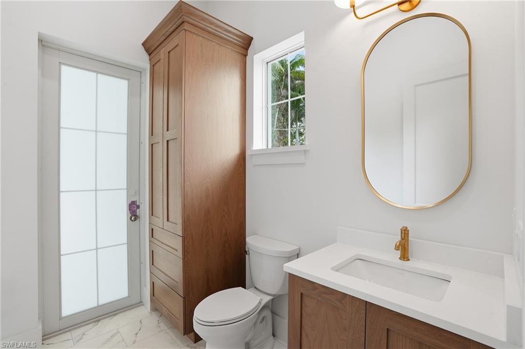 LAKE PARK - Residential