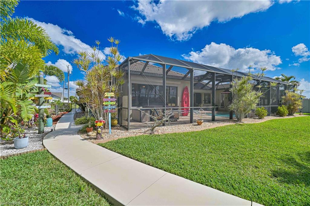 CAPE CORAL - Residential