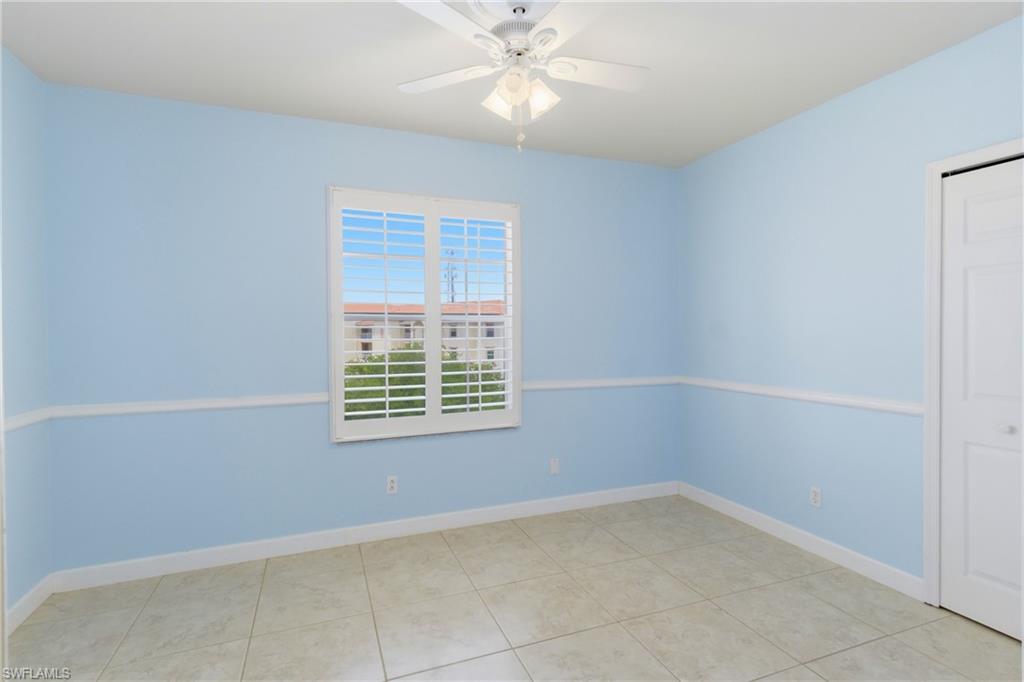 FAIRWAY VILLAS - Residential