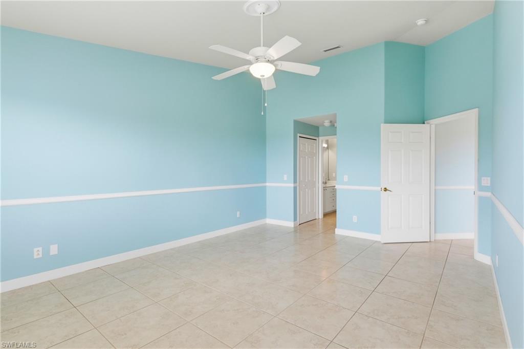 FAIRWAY VILLAS - Residential