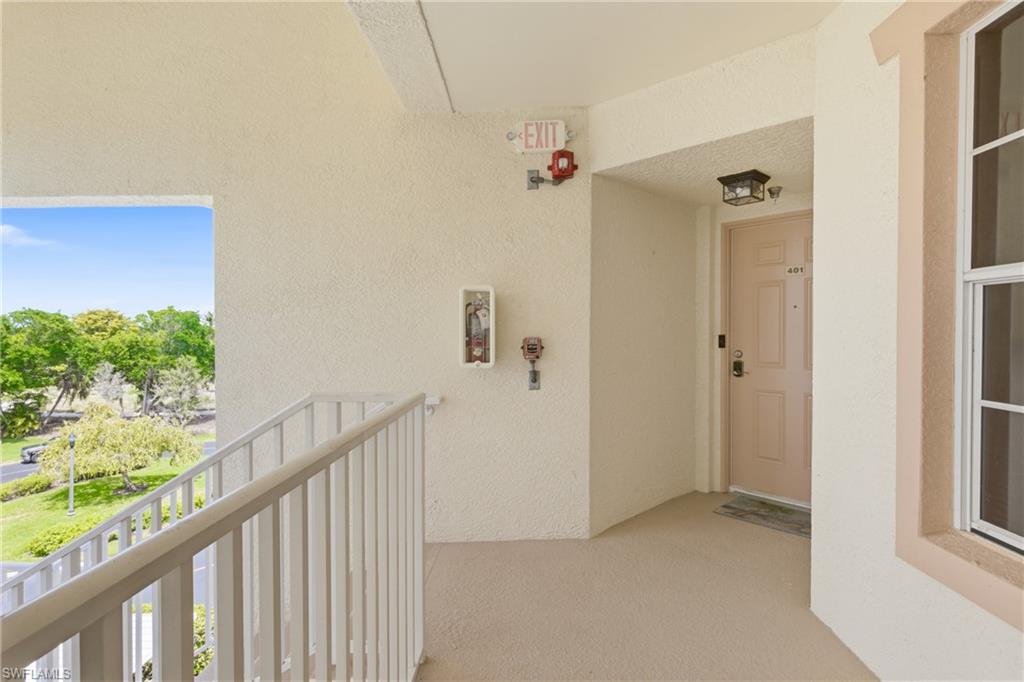 FAIRWAY VILLAS - Residential