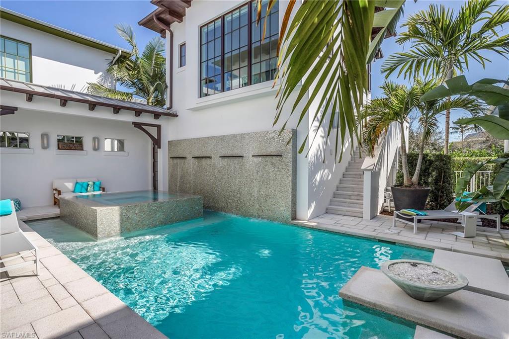 OLDE NAPLES - Residential