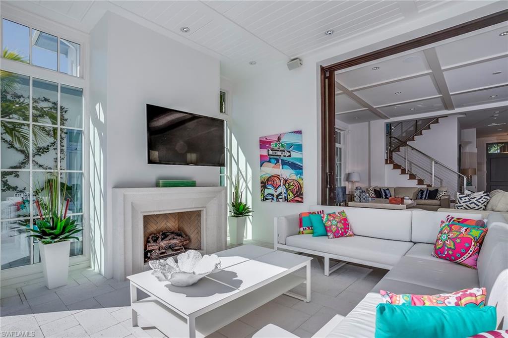 OLDE NAPLES - Residential