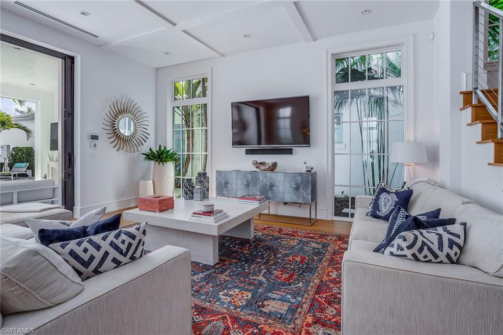 OLDE NAPLES - Residential