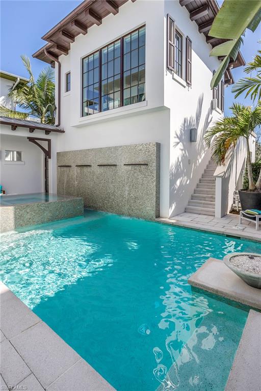 OLDE NAPLES - Residential