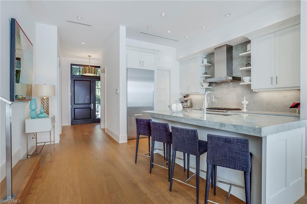 OLDE NAPLES - Residential