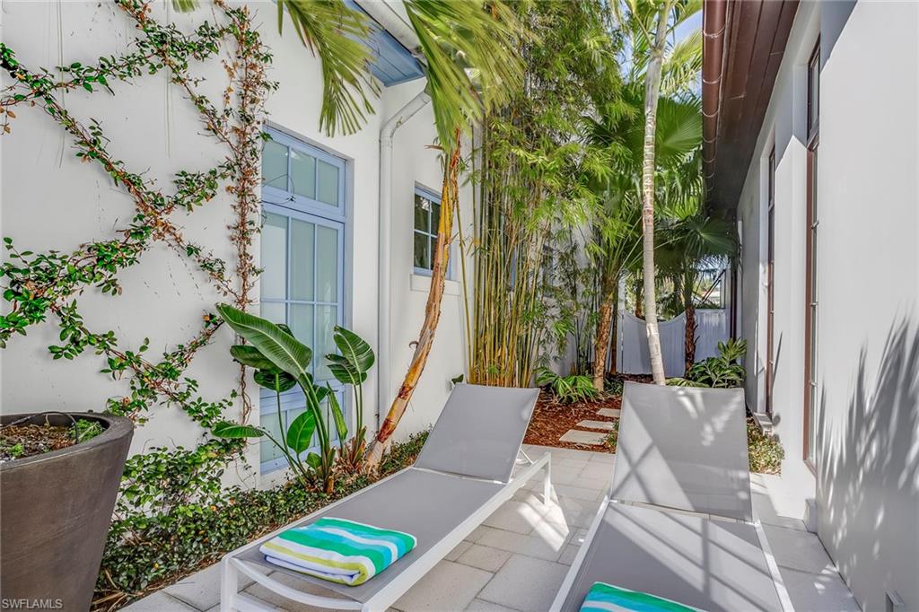 OLDE NAPLES - Residential