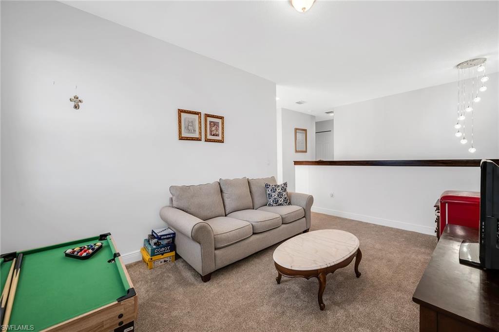 MAPLE RIDGE - Residential