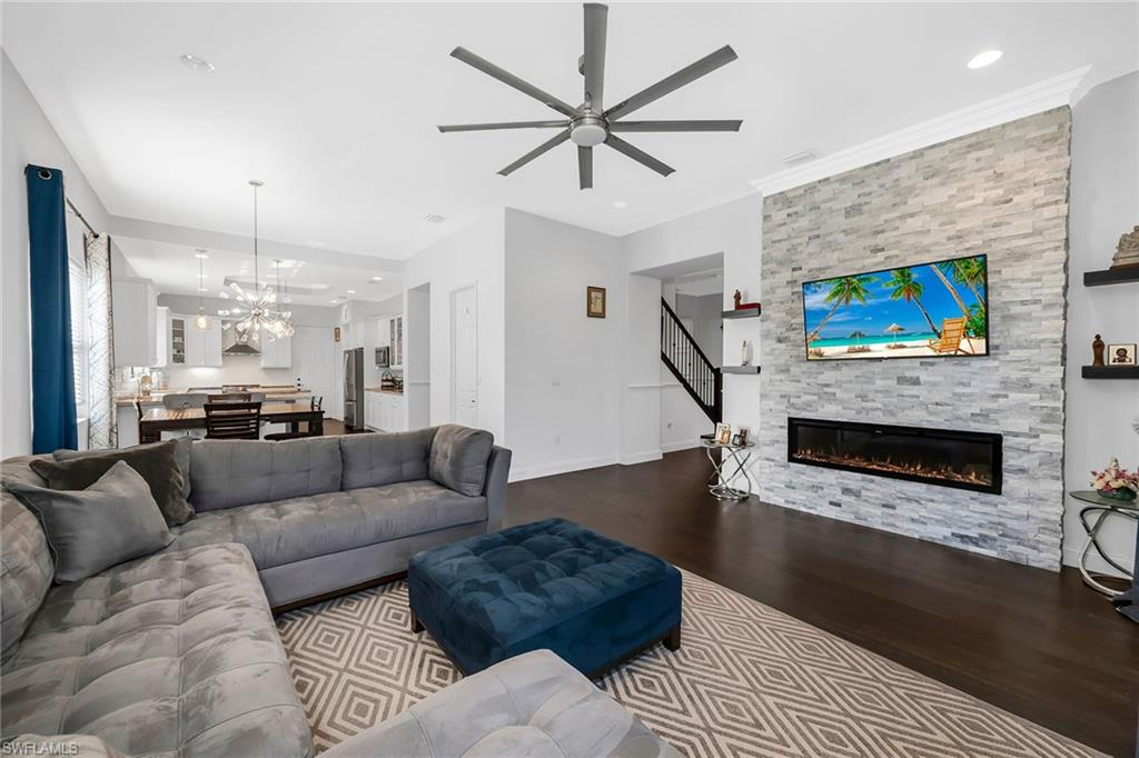 MAPLE RIDGE - Residential