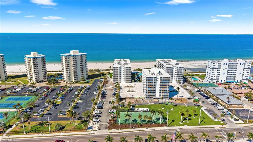 CRECIENTE CONDO SOUTH - Residential