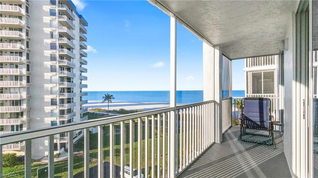 CRECIENTE CONDO SOUTH - Residential