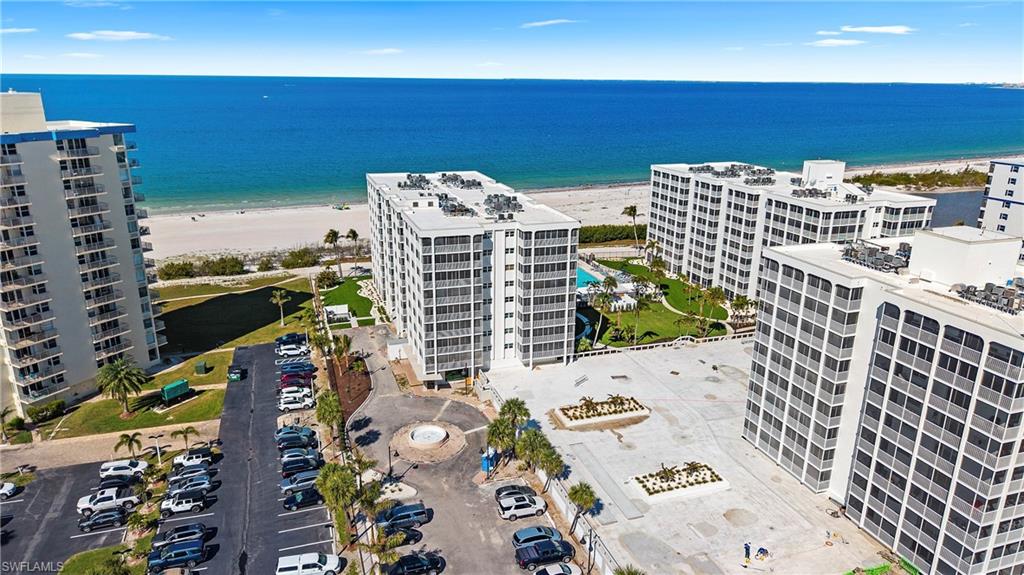 CRECIENTE CONDO SOUTH - Residential