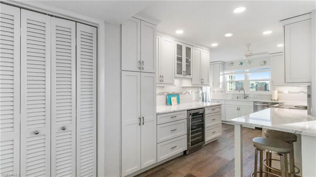 CRECIENTE CONDO SOUTH - Residential