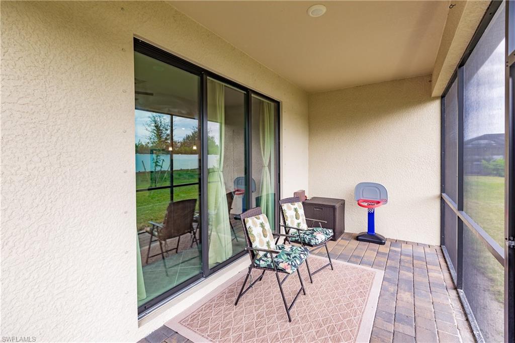 PORTICO - Residential