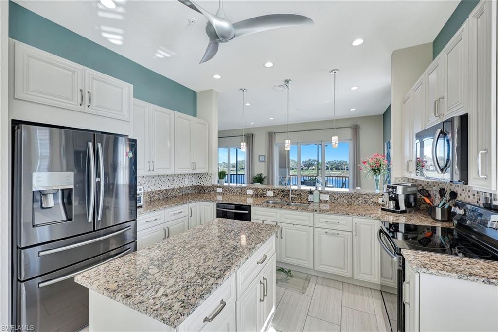 VISTA POINTE - Residential