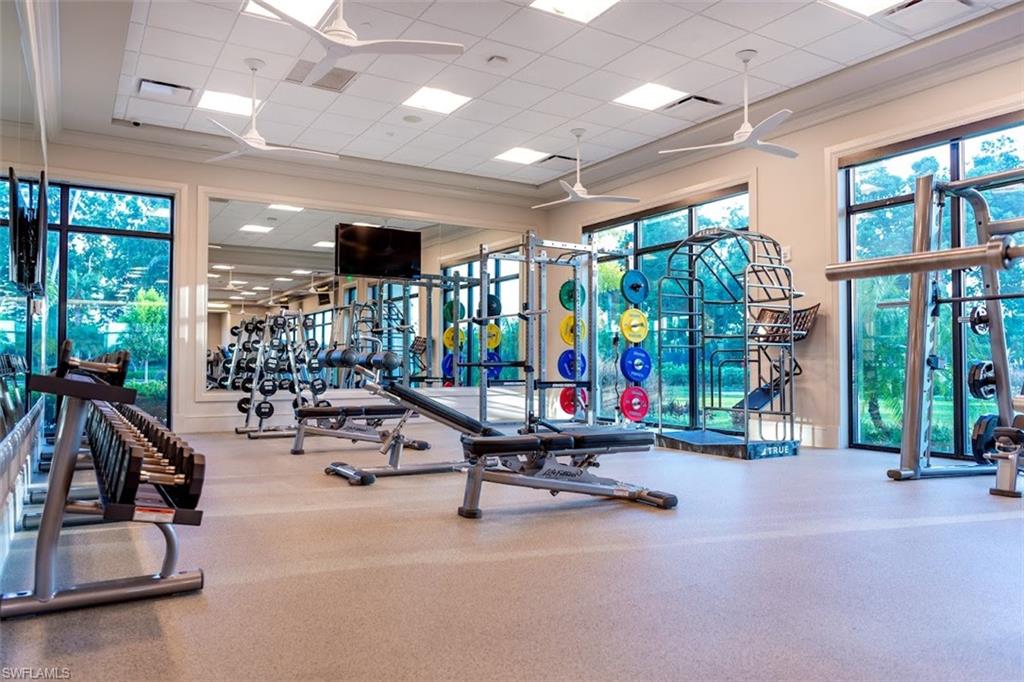 VISTA POINTE - Residential