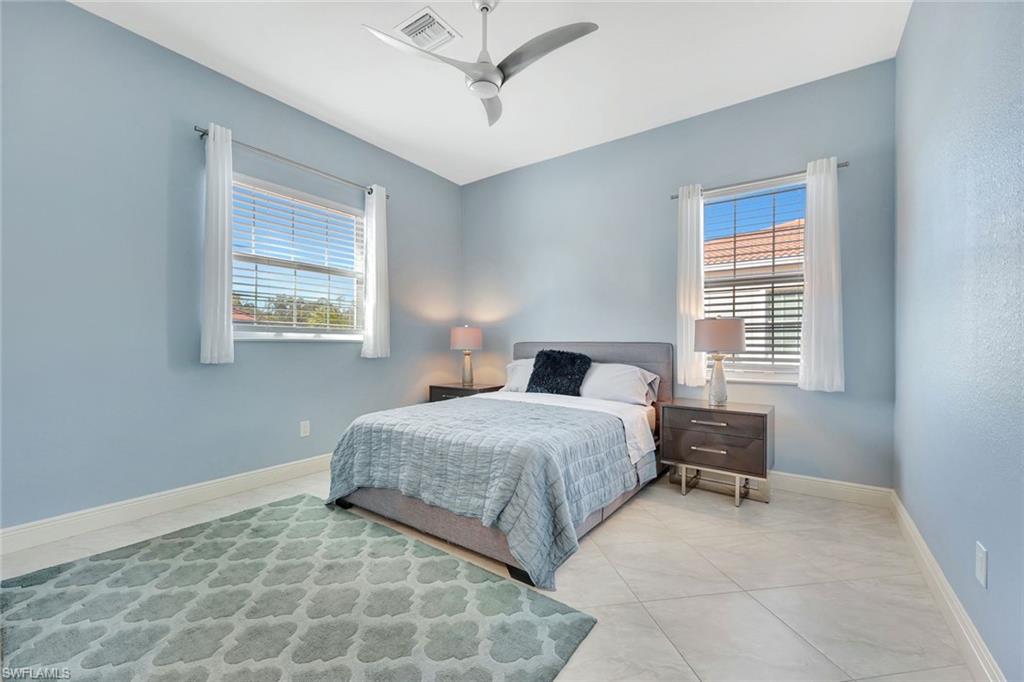 VISTA POINTE - Residential