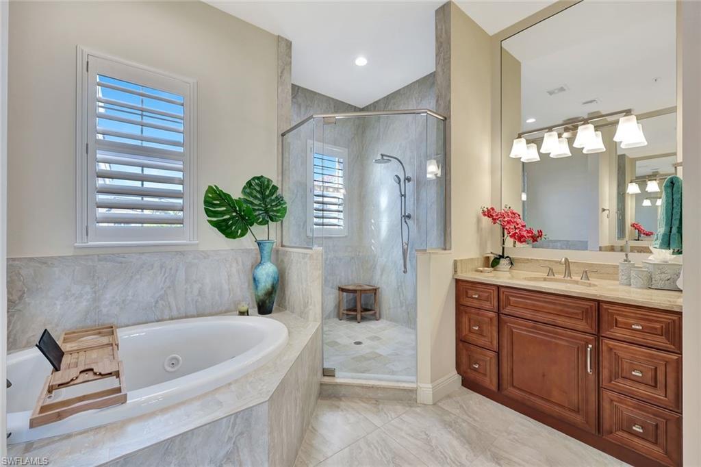 VISTA POINTE - Residential