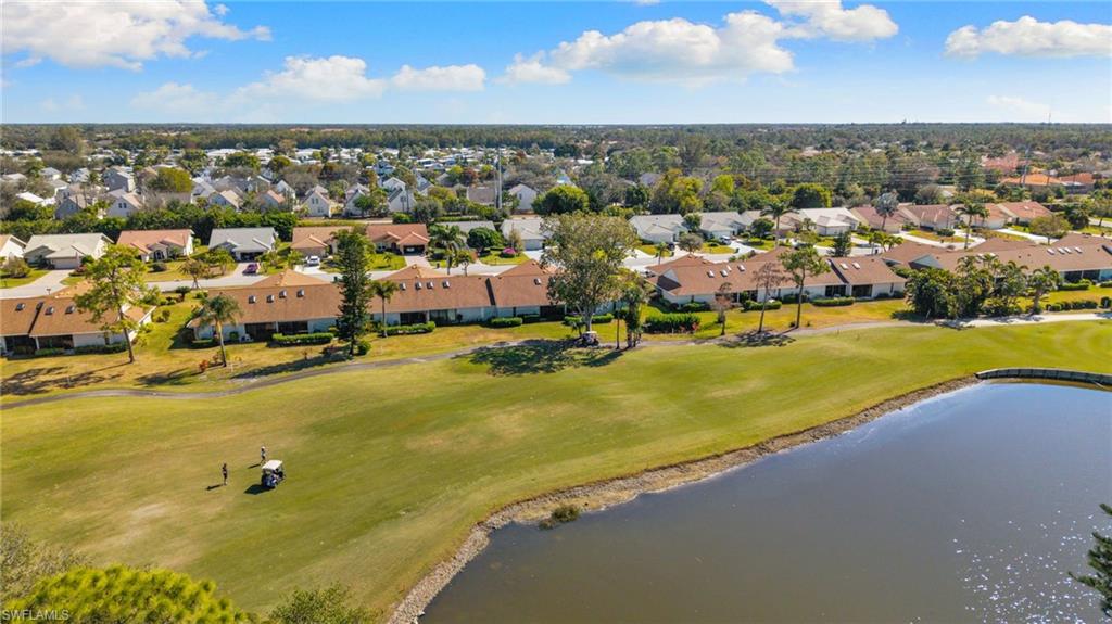 FOXFIRE VILLAS - Residential