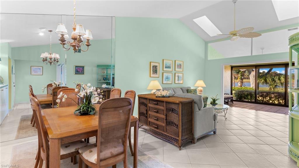 FOXFIRE VILLAS - Residential