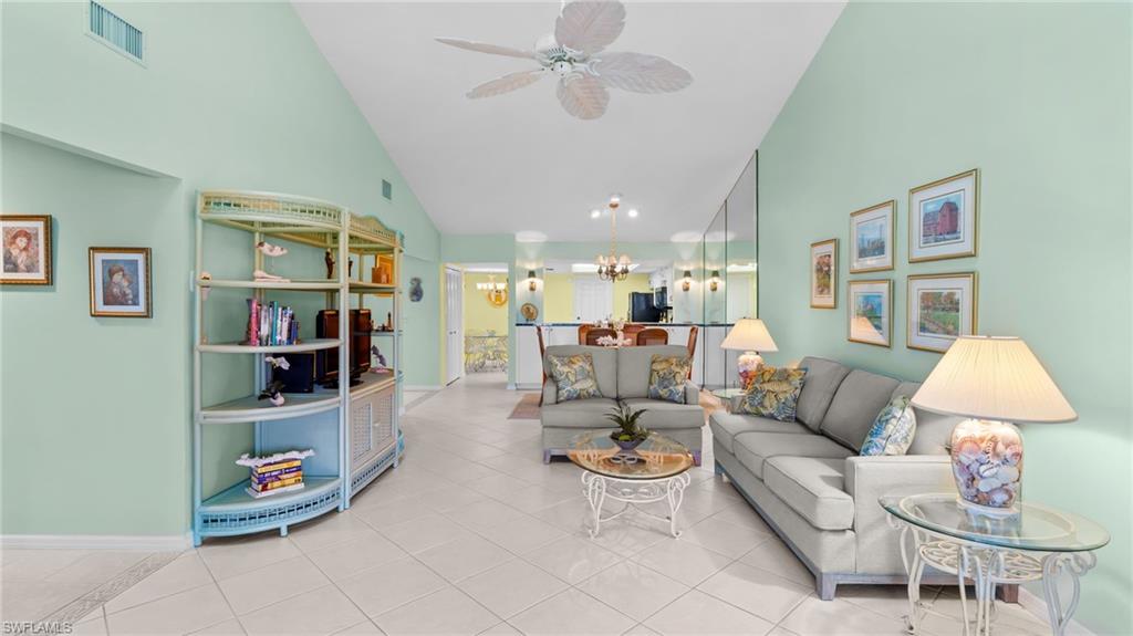 FOXFIRE VILLAS - Residential