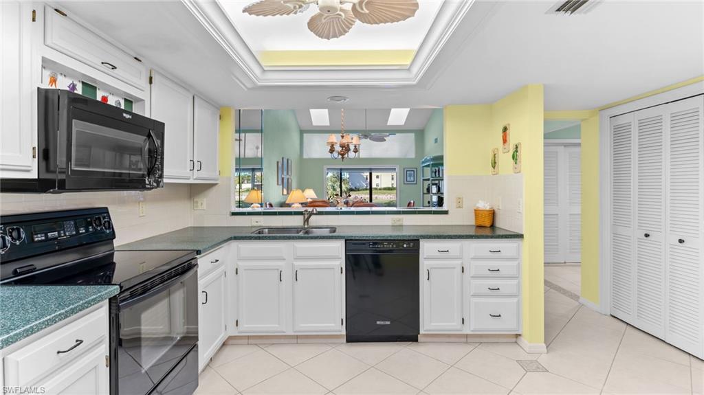 FOXFIRE VILLAS - Residential