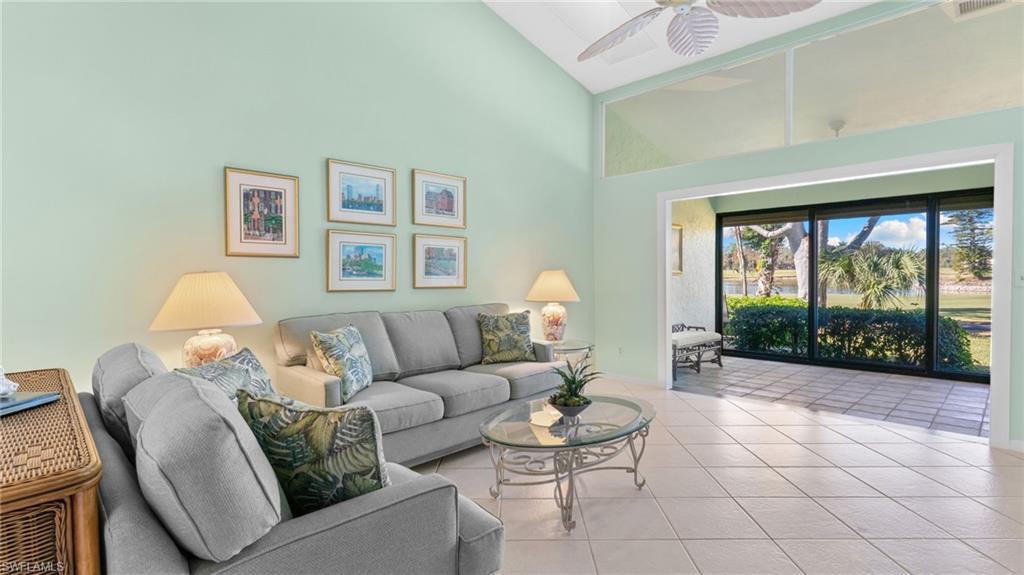 FOXFIRE VILLAS - Residential