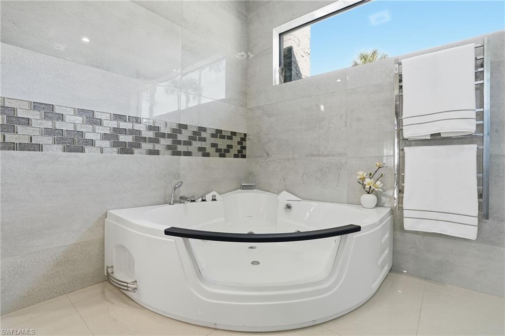 BRIARCLIFF - Residential