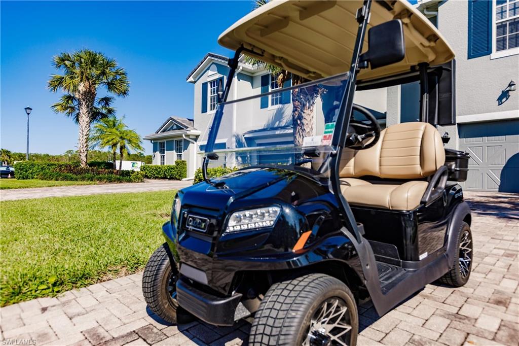 ASHTON OAKS - Residential